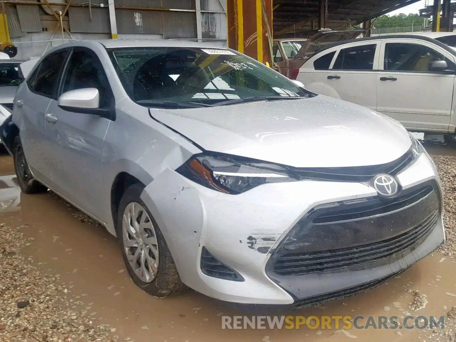 1 Photograph of a damaged car 2T1BURHE2KC140108 TOYOTA COROLLA 2019