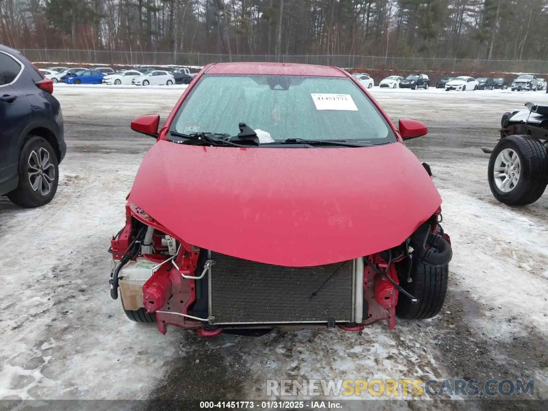 13 Photograph of a damaged car 2T1BURHE2KC141856 TOYOTA COROLLA 2019