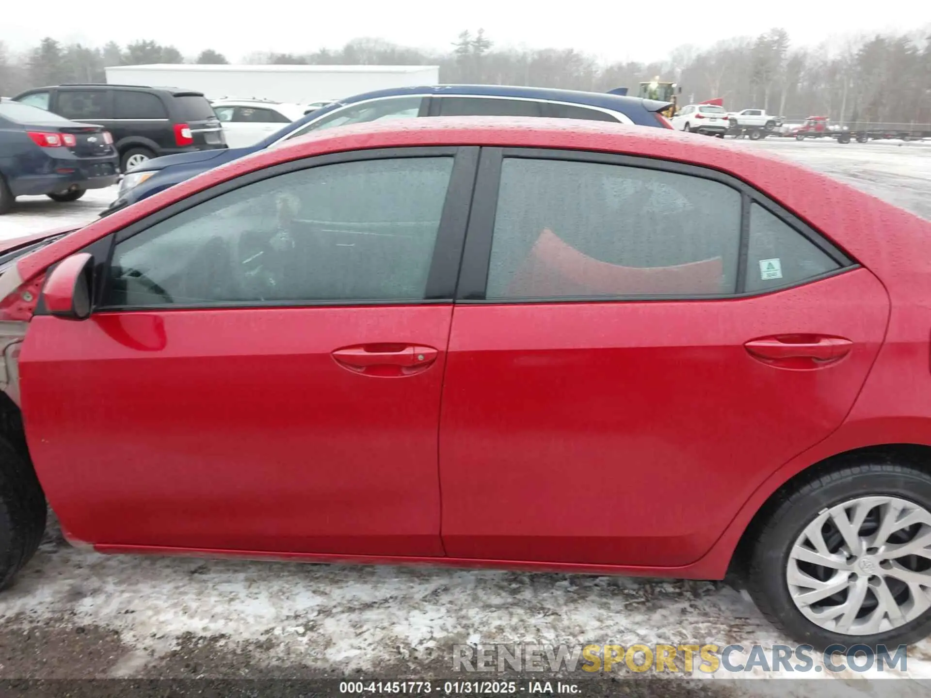 15 Photograph of a damaged car 2T1BURHE2KC141856 TOYOTA COROLLA 2019