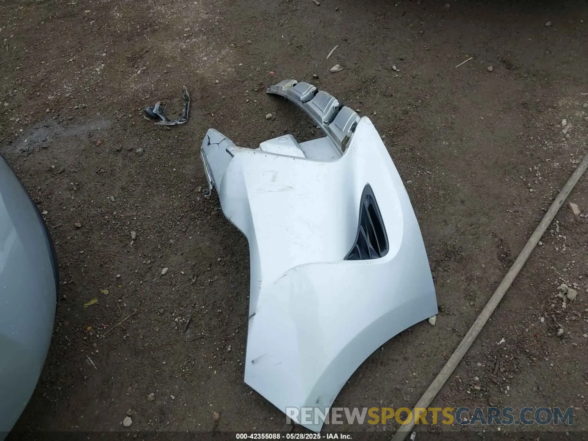 12 Photograph of a damaged car 2T1BURHE2KC146071 TOYOTA COROLLA 2019