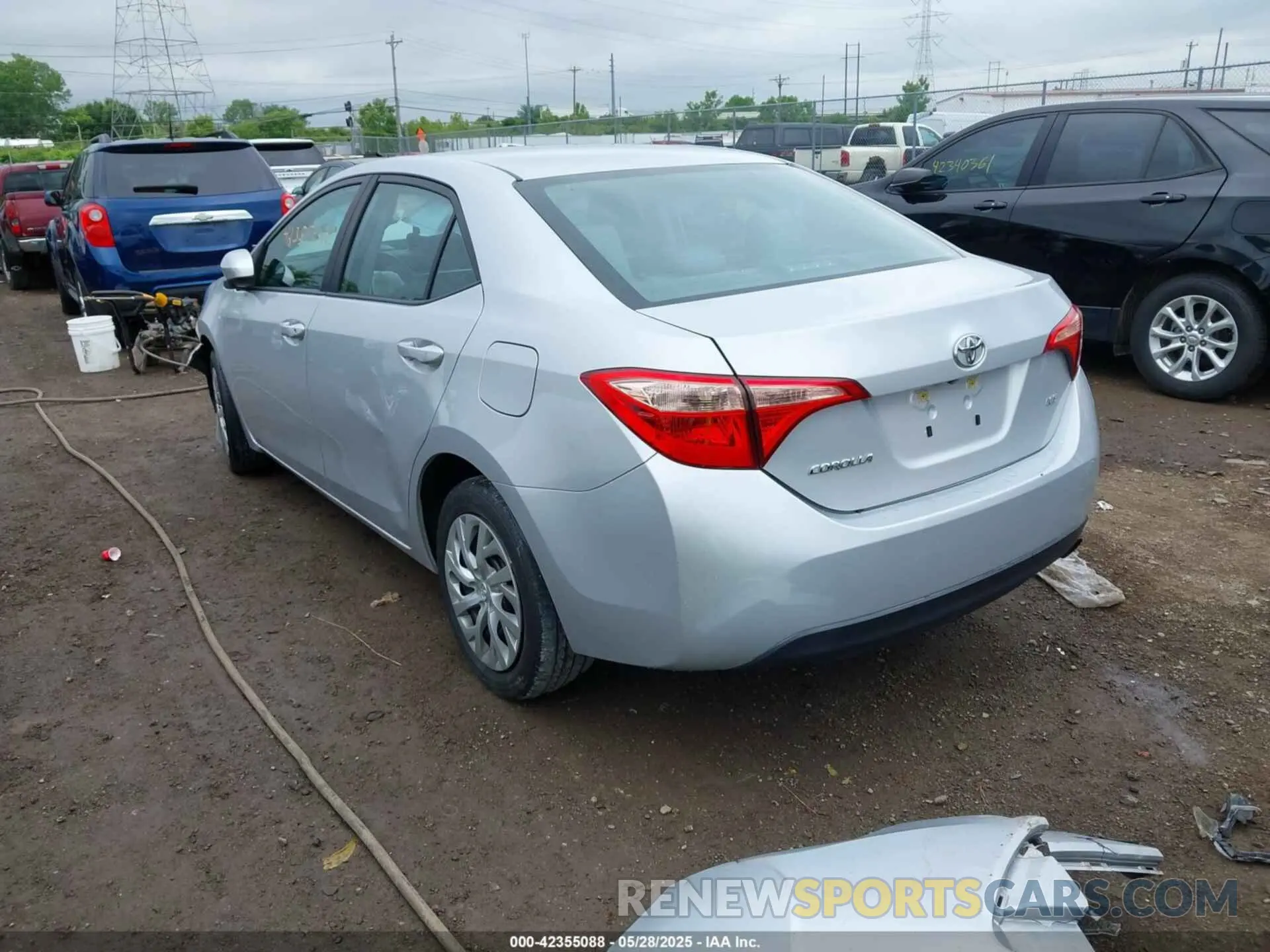 3 Photograph of a damaged car 2T1BURHE2KC146071 TOYOTA COROLLA 2019