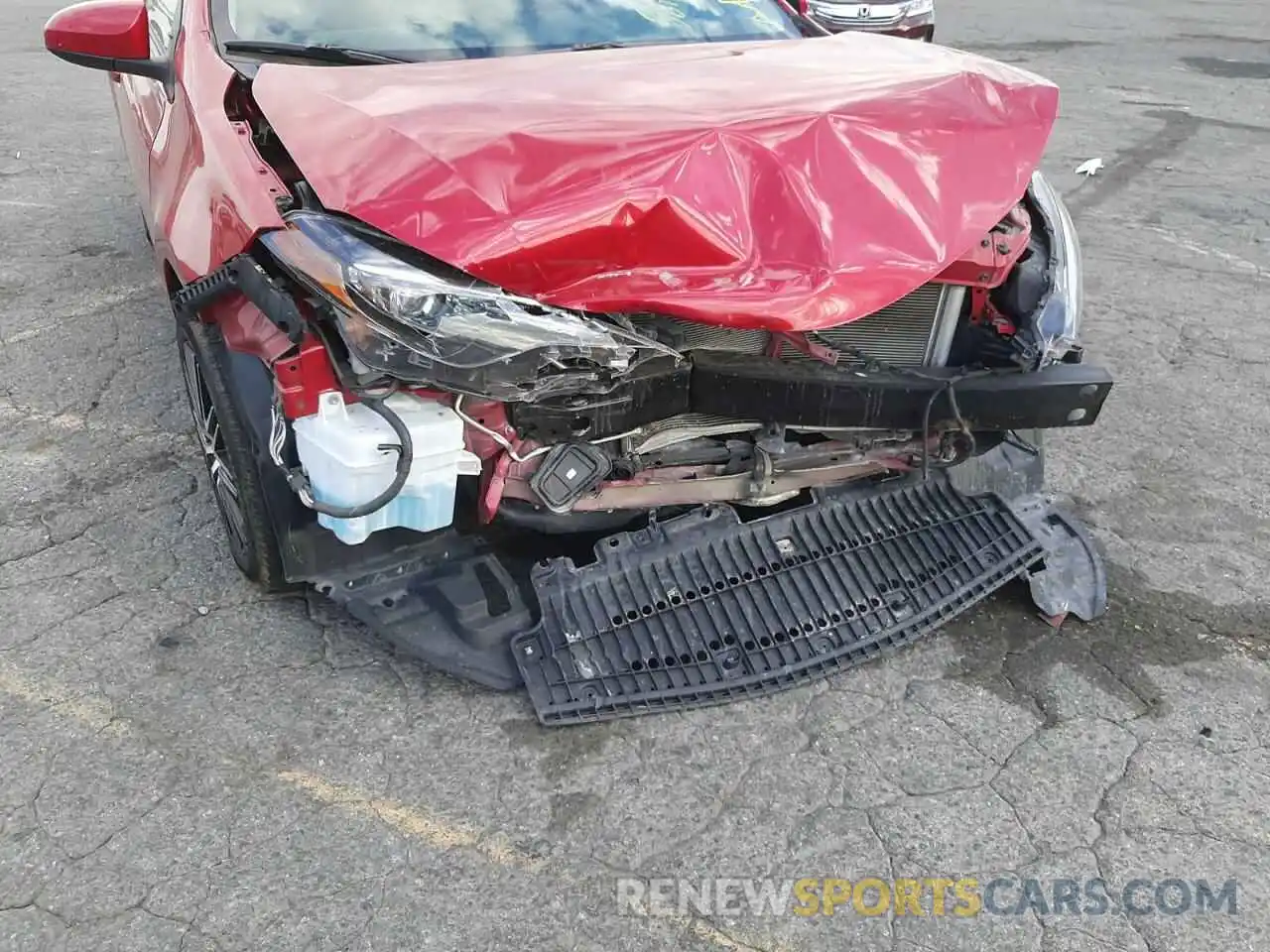 9 Photograph of a damaged car 2T1BURHE2KC148063 TOYOTA COROLLA 2019