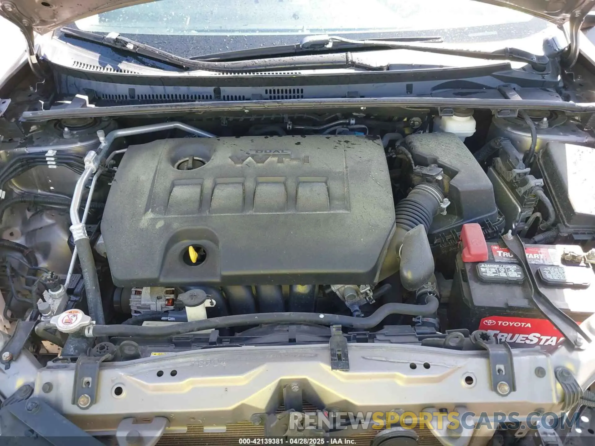 10 Photograph of a damaged car 2T1BURHE2KC150721 TOYOTA COROLLA 2019