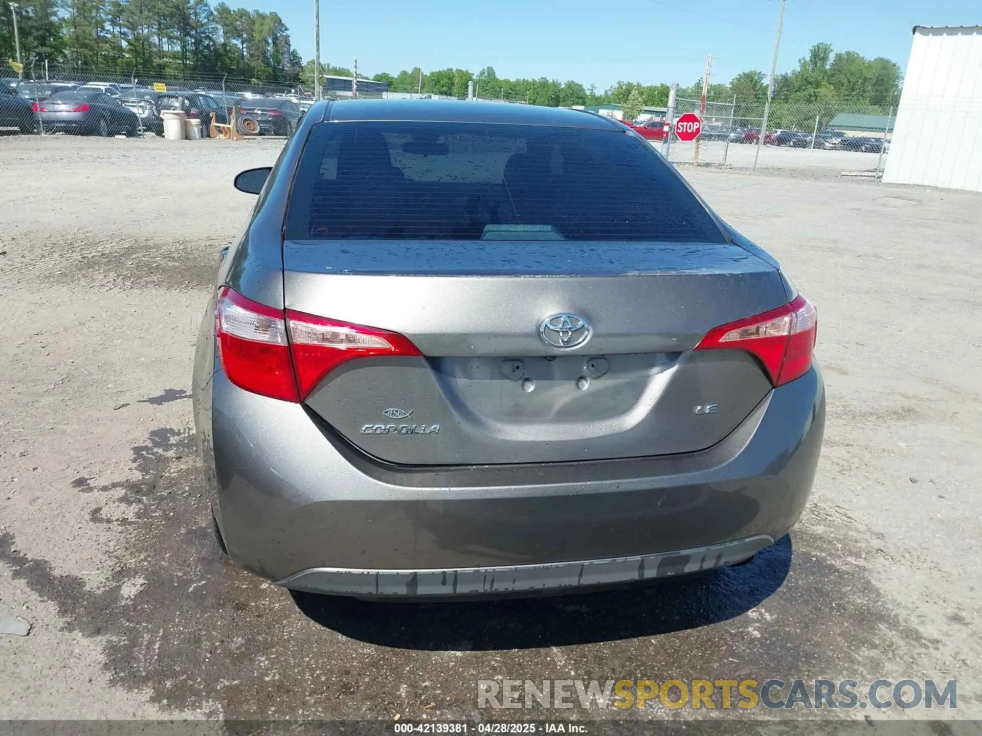 16 Photograph of a damaged car 2T1BURHE2KC150721 TOYOTA COROLLA 2019