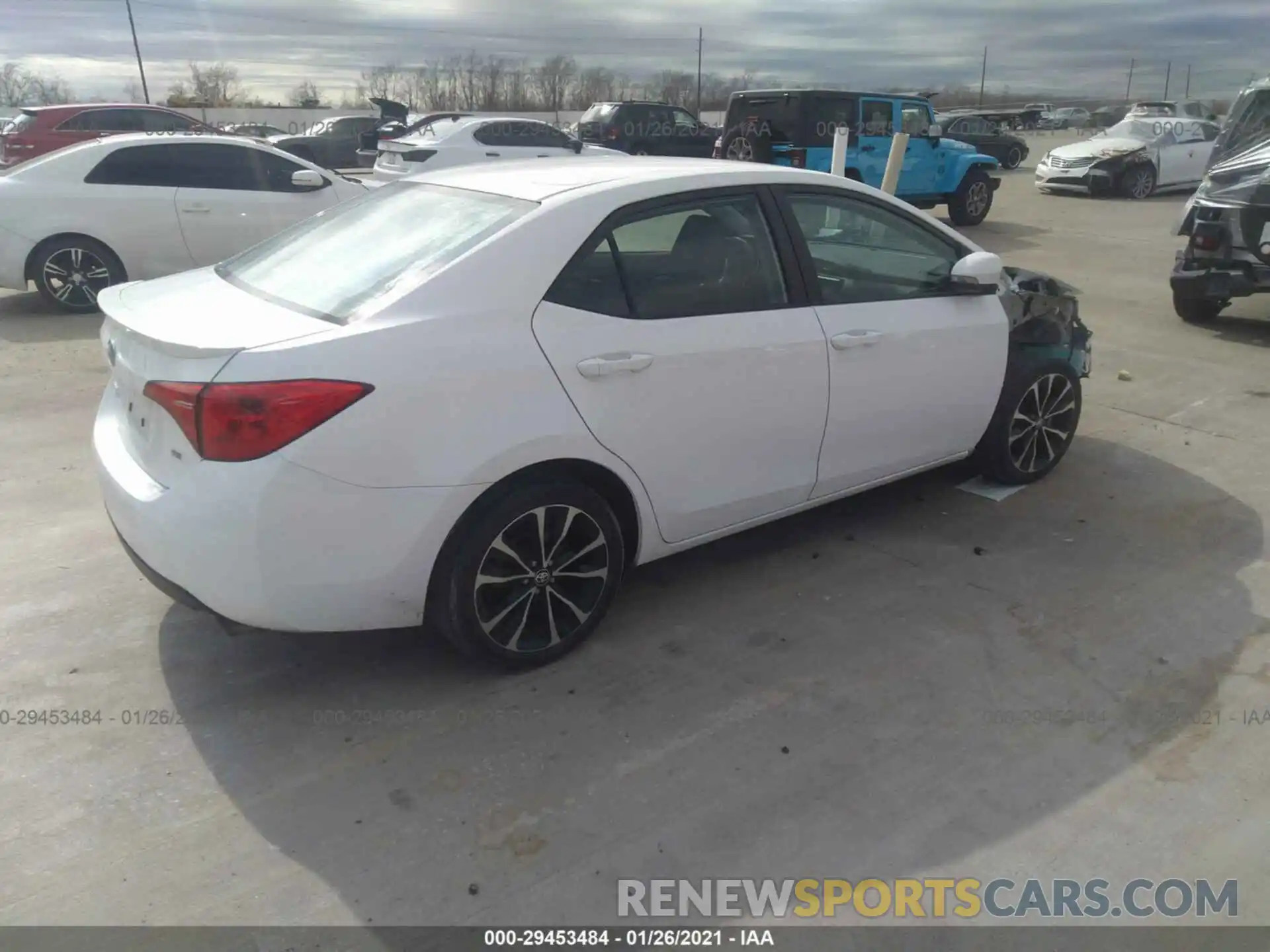 4 Photograph of a damaged car 2T1BURHE2KC154638 TOYOTA COROLLA 2019