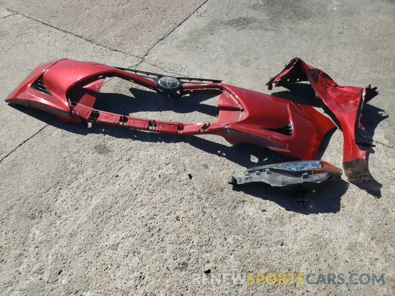 12 Photograph of a damaged car 2T1BURHE2KC157958 TOYOTA COROLLA 2019