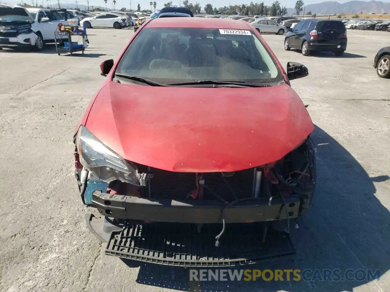 5 Photograph of a damaged car 2T1BURHE2KC157958 TOYOTA COROLLA 2019