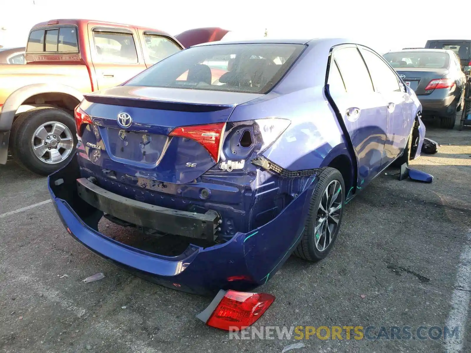 4 Photograph of a damaged car 2T1BURHE2KC159418 TOYOTA COROLLA 2019