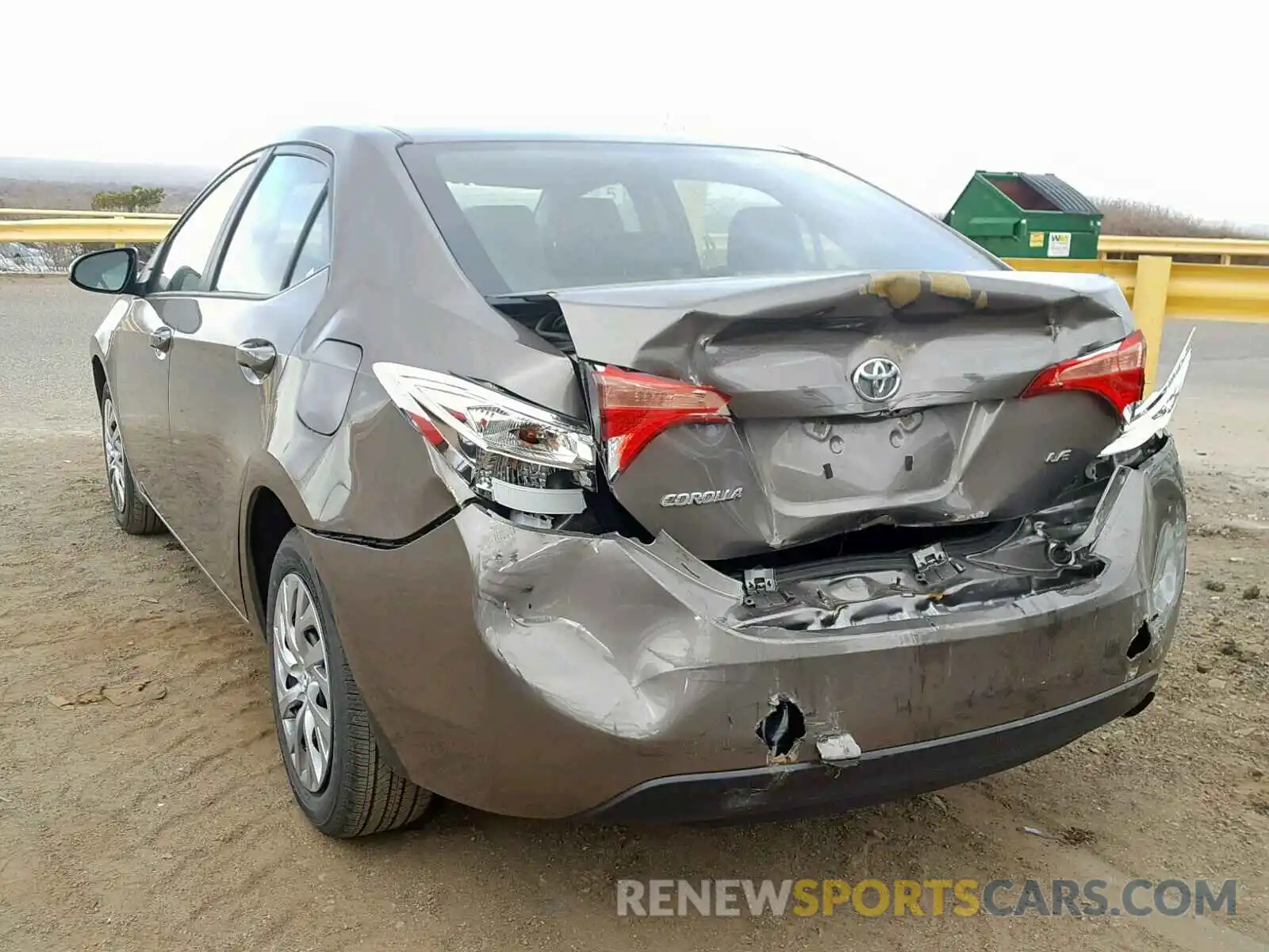 3 Photograph of a damaged car 2T1BURHE2KC164733 TOYOTA COROLLA 2019