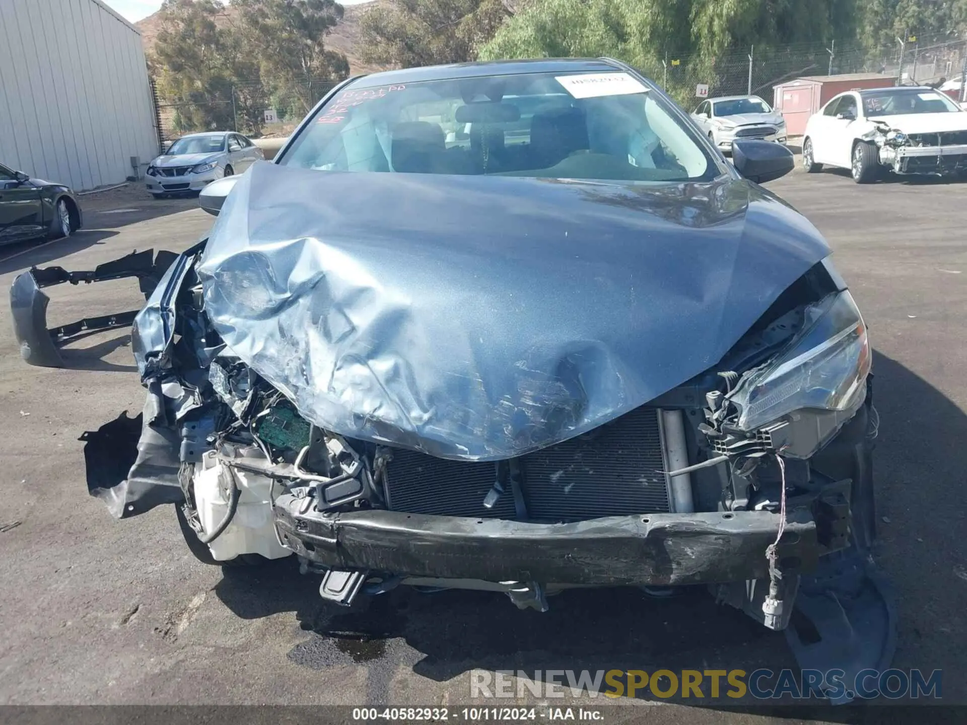 12 Photograph of a damaged car 2T1BURHE2KC165610 TOYOTA COROLLA 2019