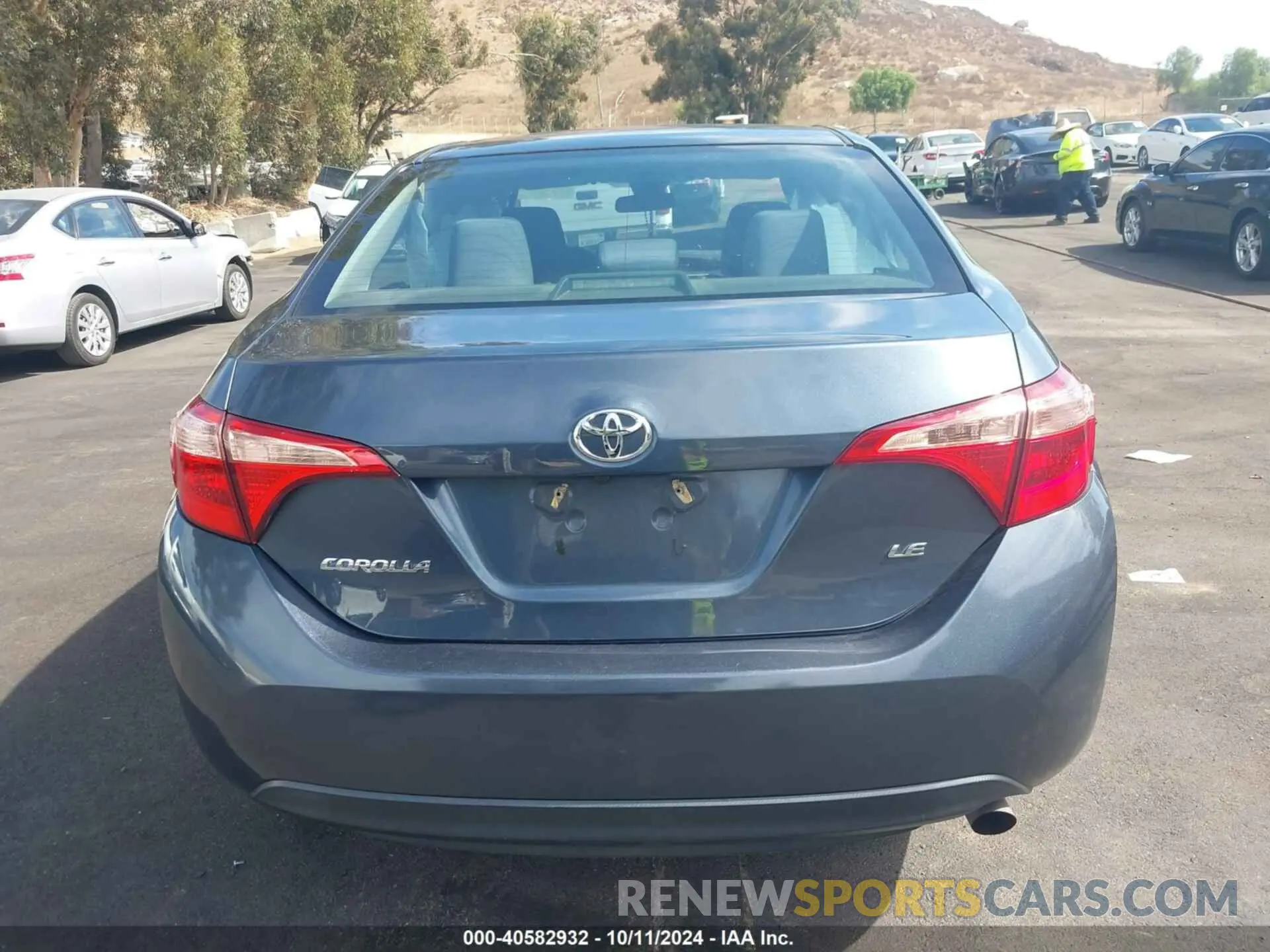 16 Photograph of a damaged car 2T1BURHE2KC165610 TOYOTA COROLLA 2019