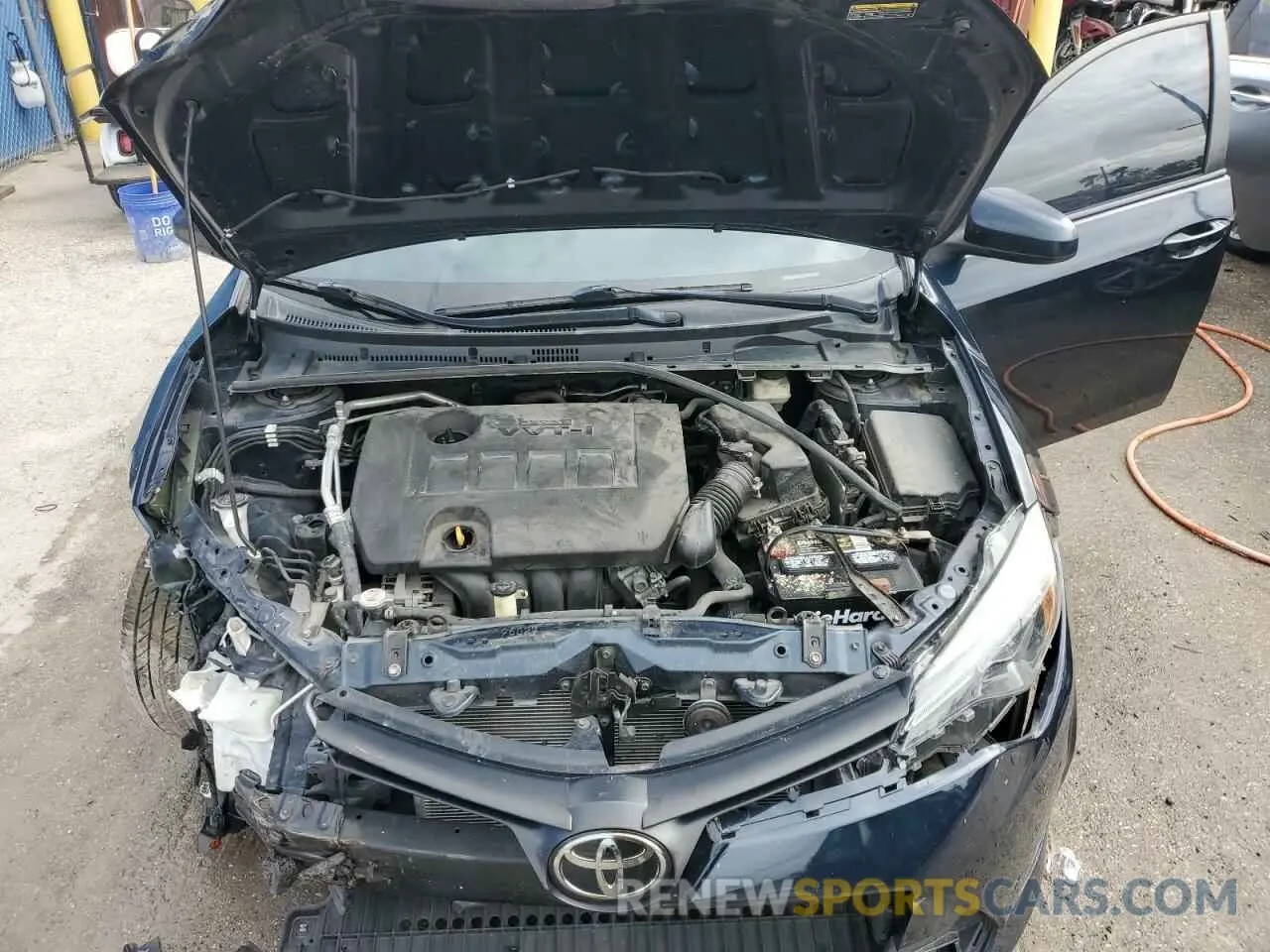 11 Photograph of a damaged car 2T1BURHE2KC174825 TOYOTA COROLLA 2019