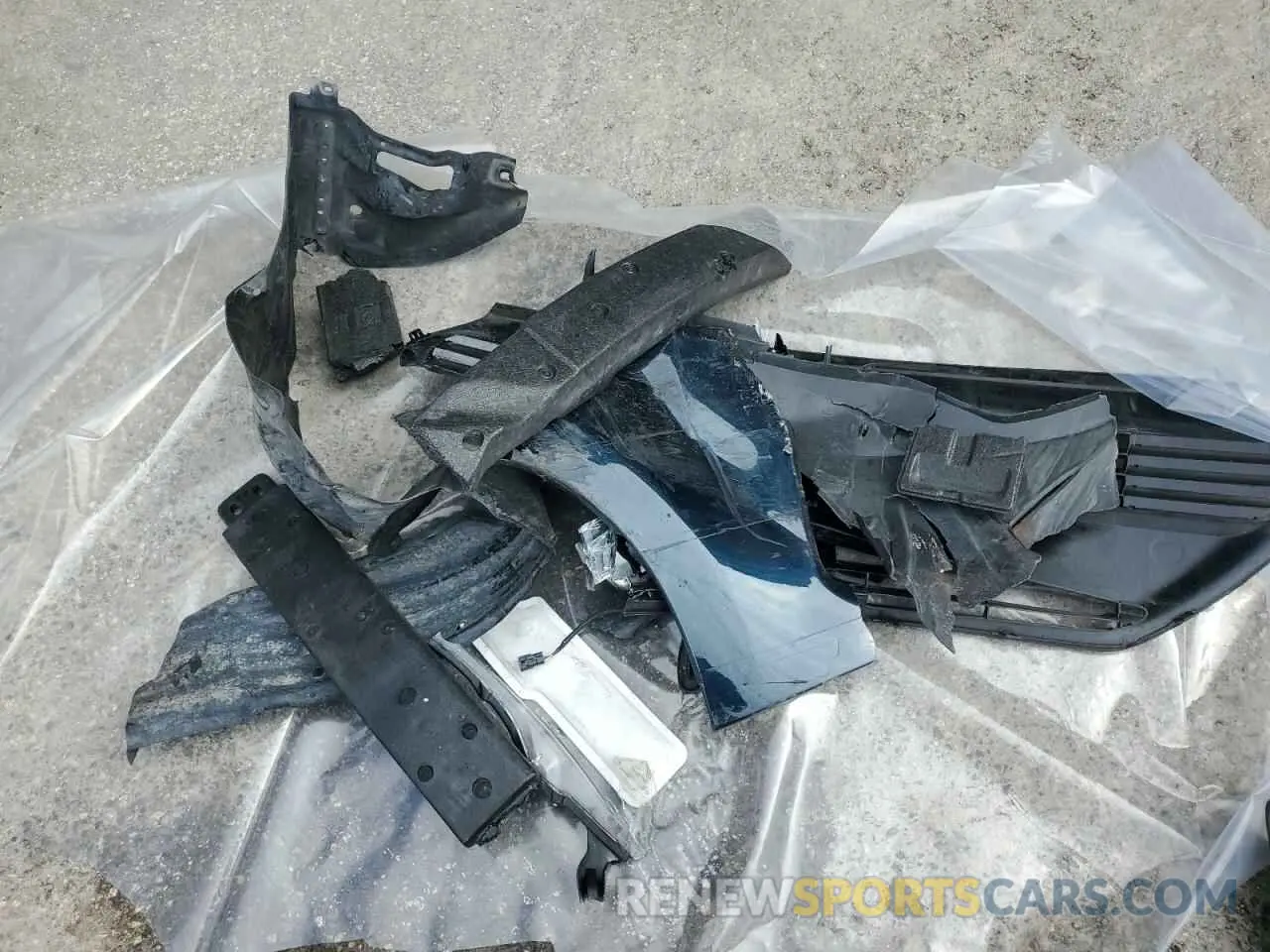 12 Photograph of a damaged car 2T1BURHE2KC174825 TOYOTA COROLLA 2019