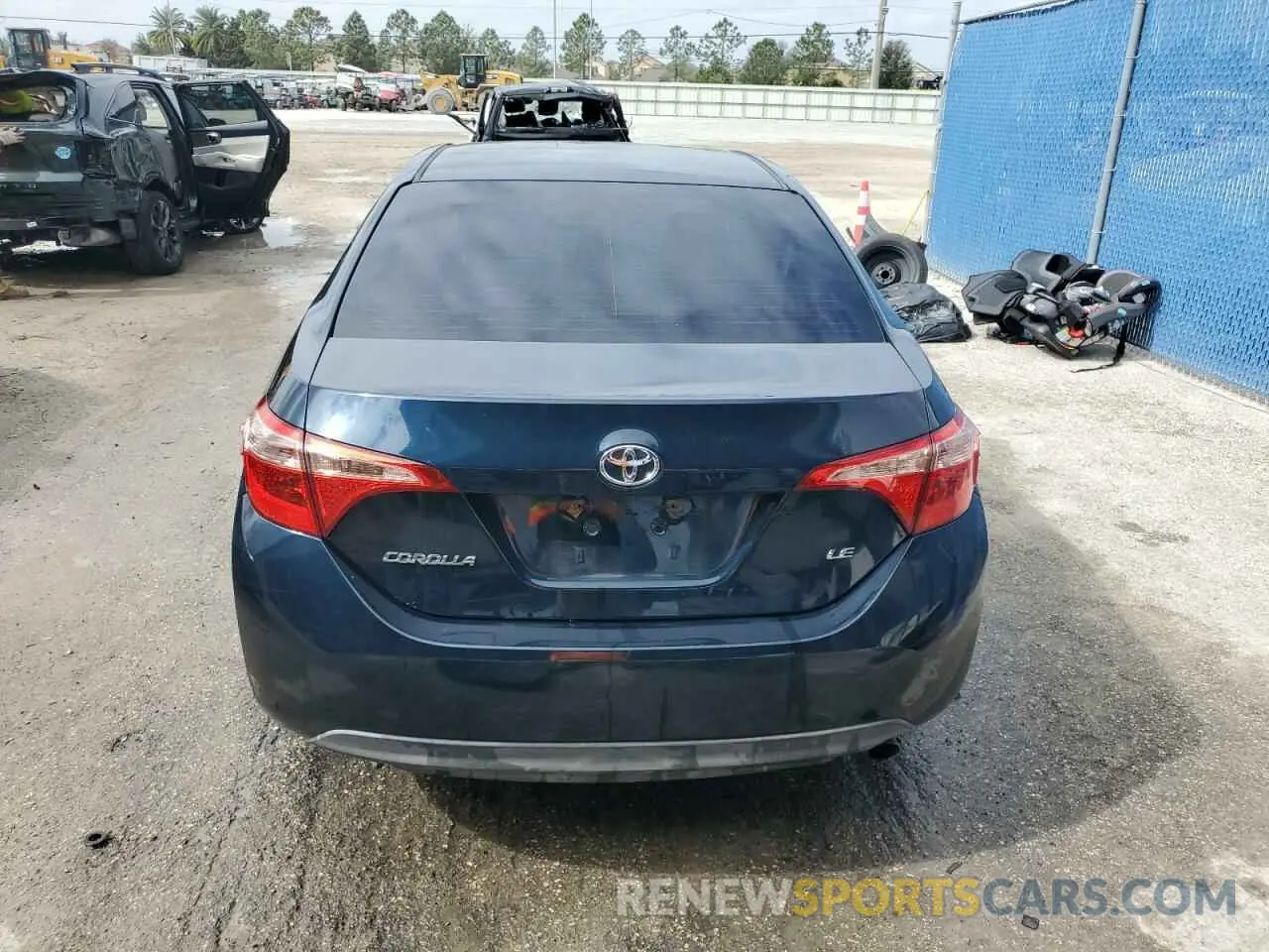 6 Photograph of a damaged car 2T1BURHE2KC174825 TOYOTA COROLLA 2019