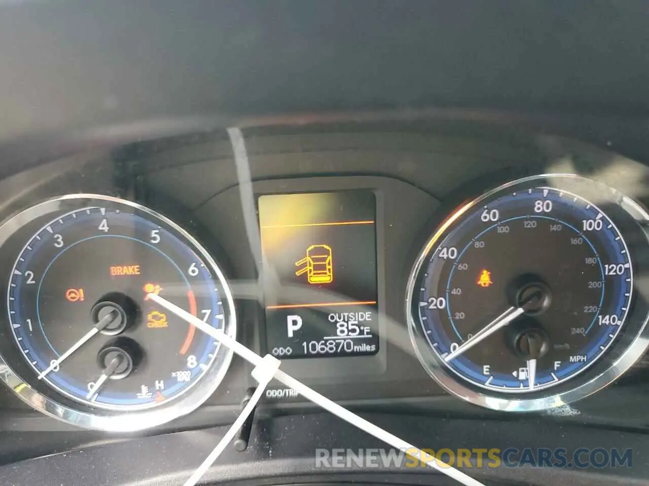 9 Photograph of a damaged car 2T1BURHE2KC174825 TOYOTA COROLLA 2019