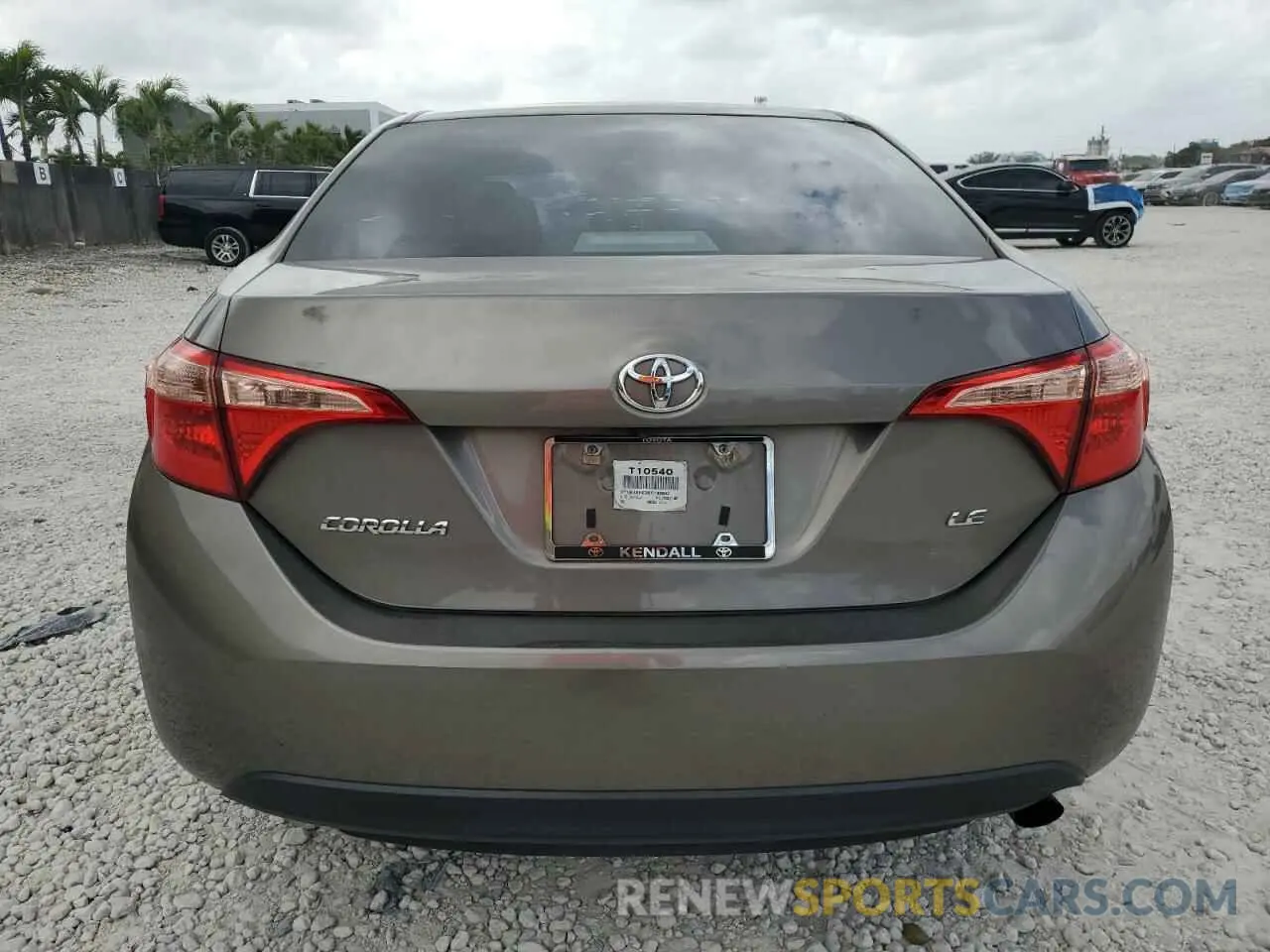 6 Photograph of a damaged car 2T1BURHE2KC180642 TOYOTA COROLLA 2019