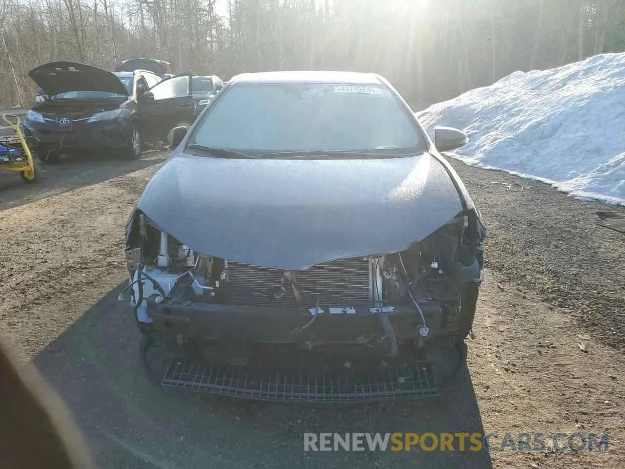 5 Photograph of a damaged car 2T1BURHE2KC182505 TOYOTA COROLLA 2019