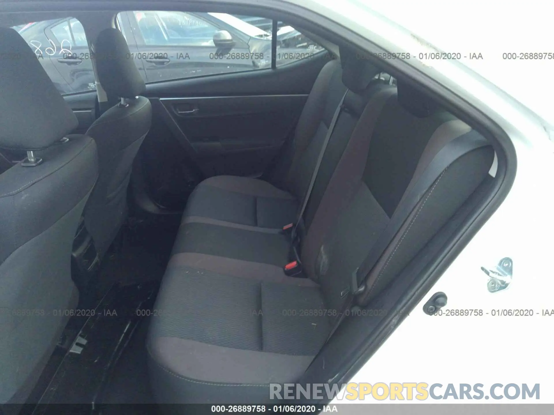 8 Photograph of a damaged car 2T1BURHE2KC182519 TOYOTA COROLLA 2019
