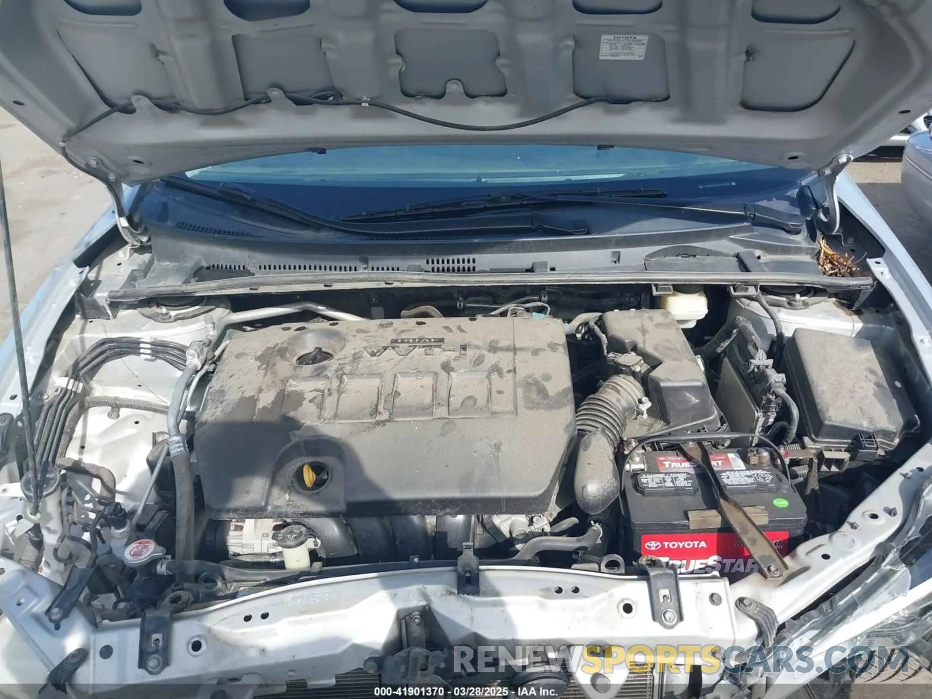10 Photograph of a damaged car 2T1BURHE2KC190975 TOYOTA COROLLA 2019