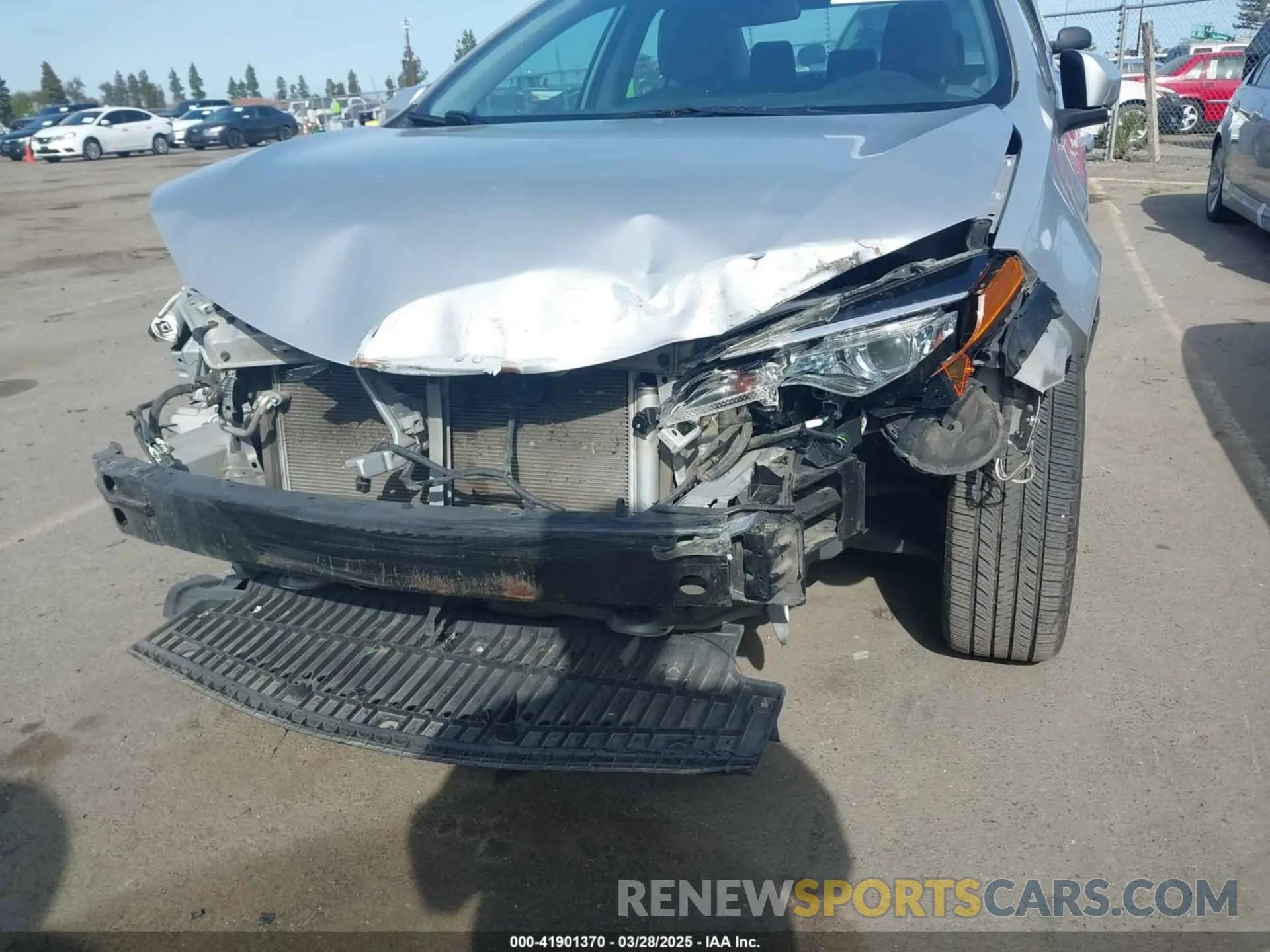 6 Photograph of a damaged car 2T1BURHE2KC190975 TOYOTA COROLLA 2019