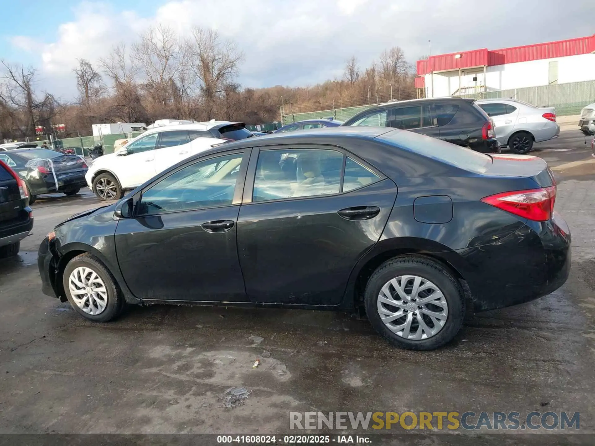14 Photograph of a damaged car 2T1BURHE2KC191446 TOYOTA COROLLA 2019