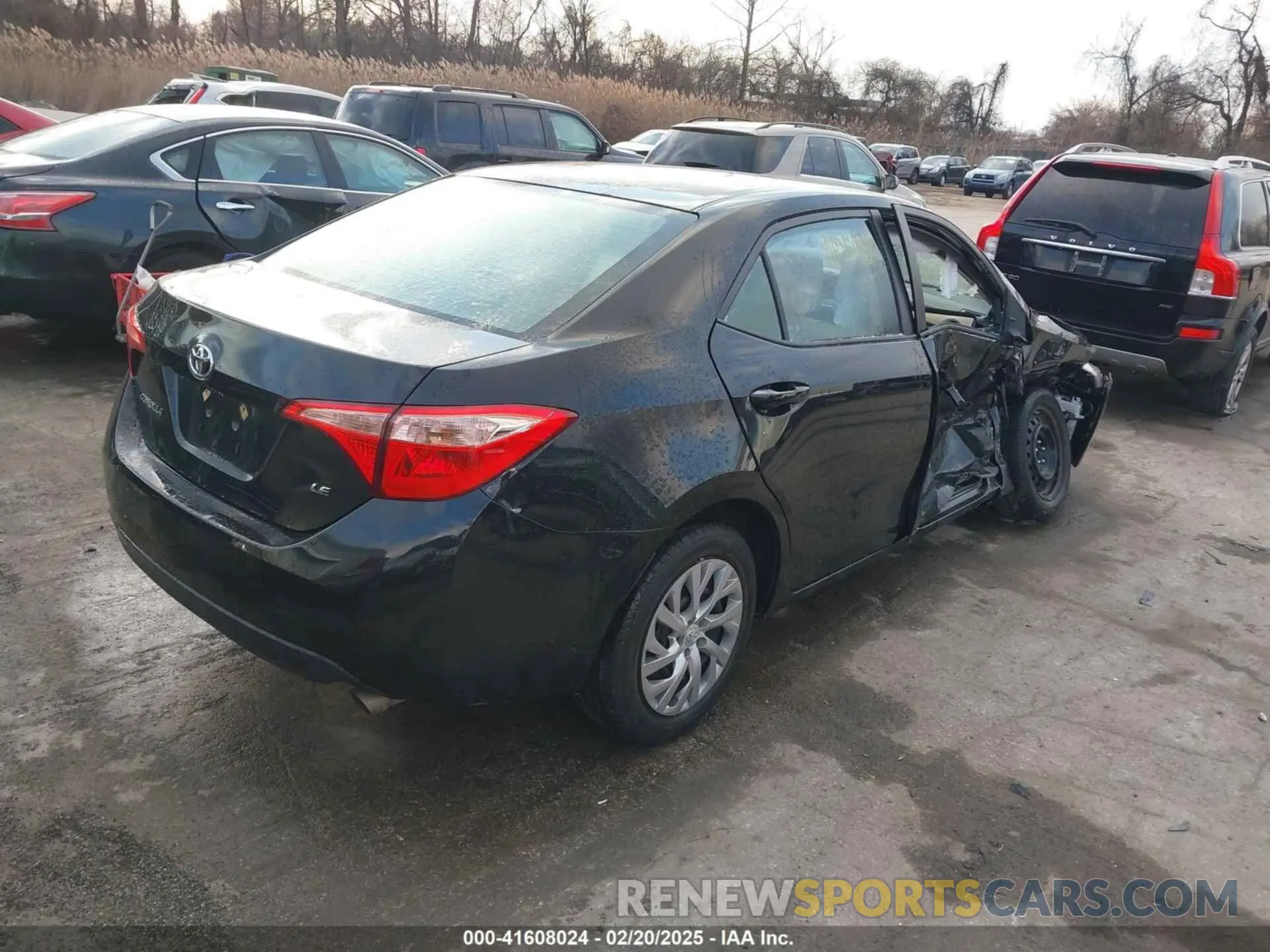 4 Photograph of a damaged car 2T1BURHE2KC191446 TOYOTA COROLLA 2019