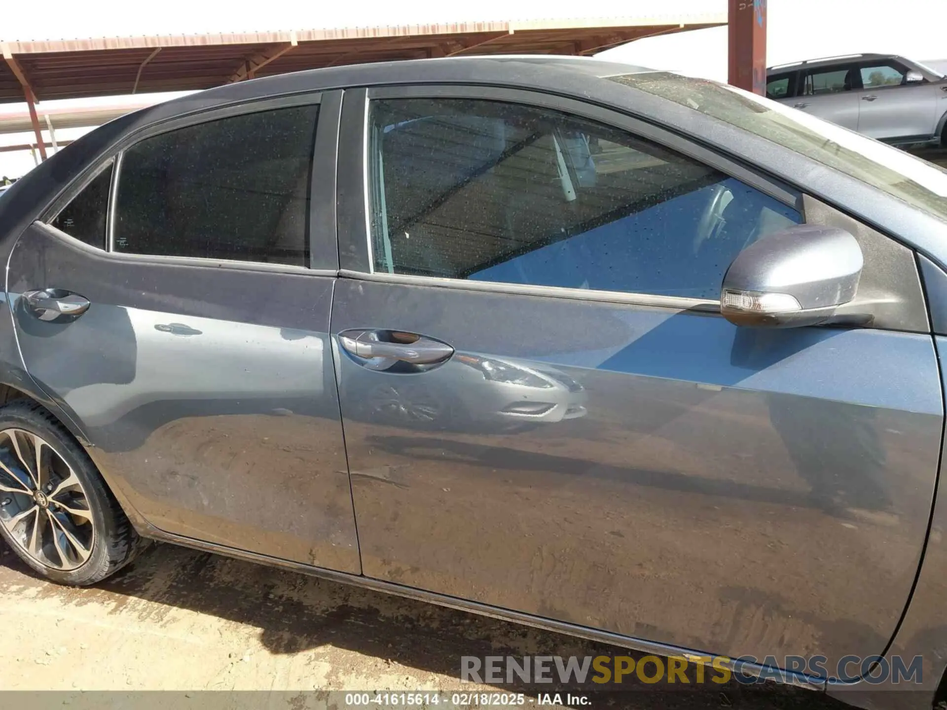 13 Photograph of a damaged car 2T1BURHE2KC194248 TOYOTA COROLLA 2019