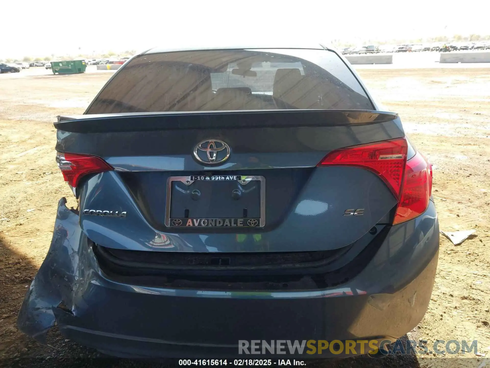 16 Photograph of a damaged car 2T1BURHE2KC194248 TOYOTA COROLLA 2019