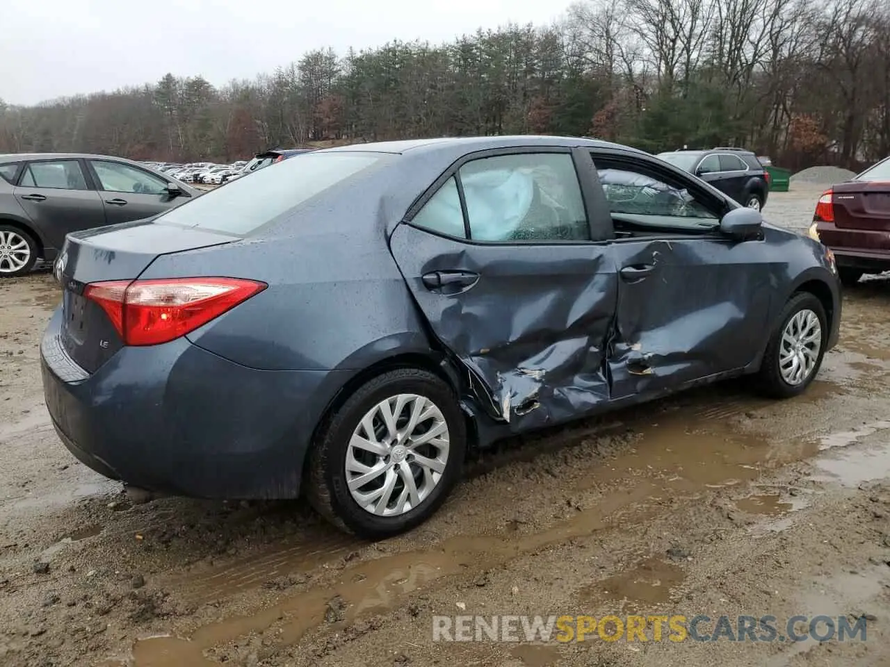 3 Photograph of a damaged car 2T1BURHE2KC196081 TOYOTA COROLLA 2019