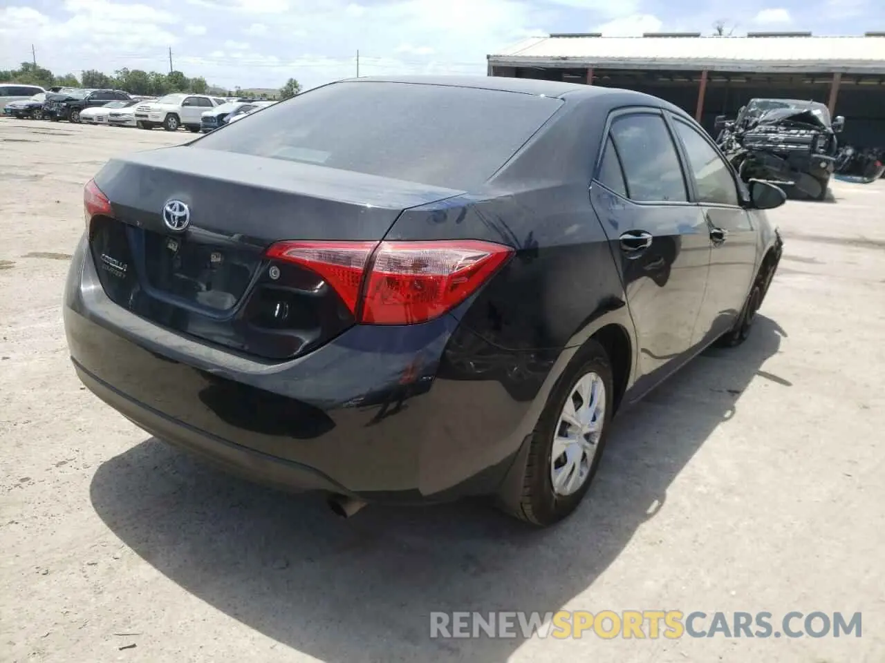 4 Photograph of a damaged car 2T1BURHE2KC197909 TOYOTA COROLLA 2019