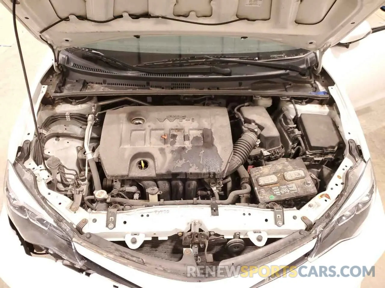 11 Photograph of a damaged car 2T1BURHE2KC201523 TOYOTA COROLLA 2019