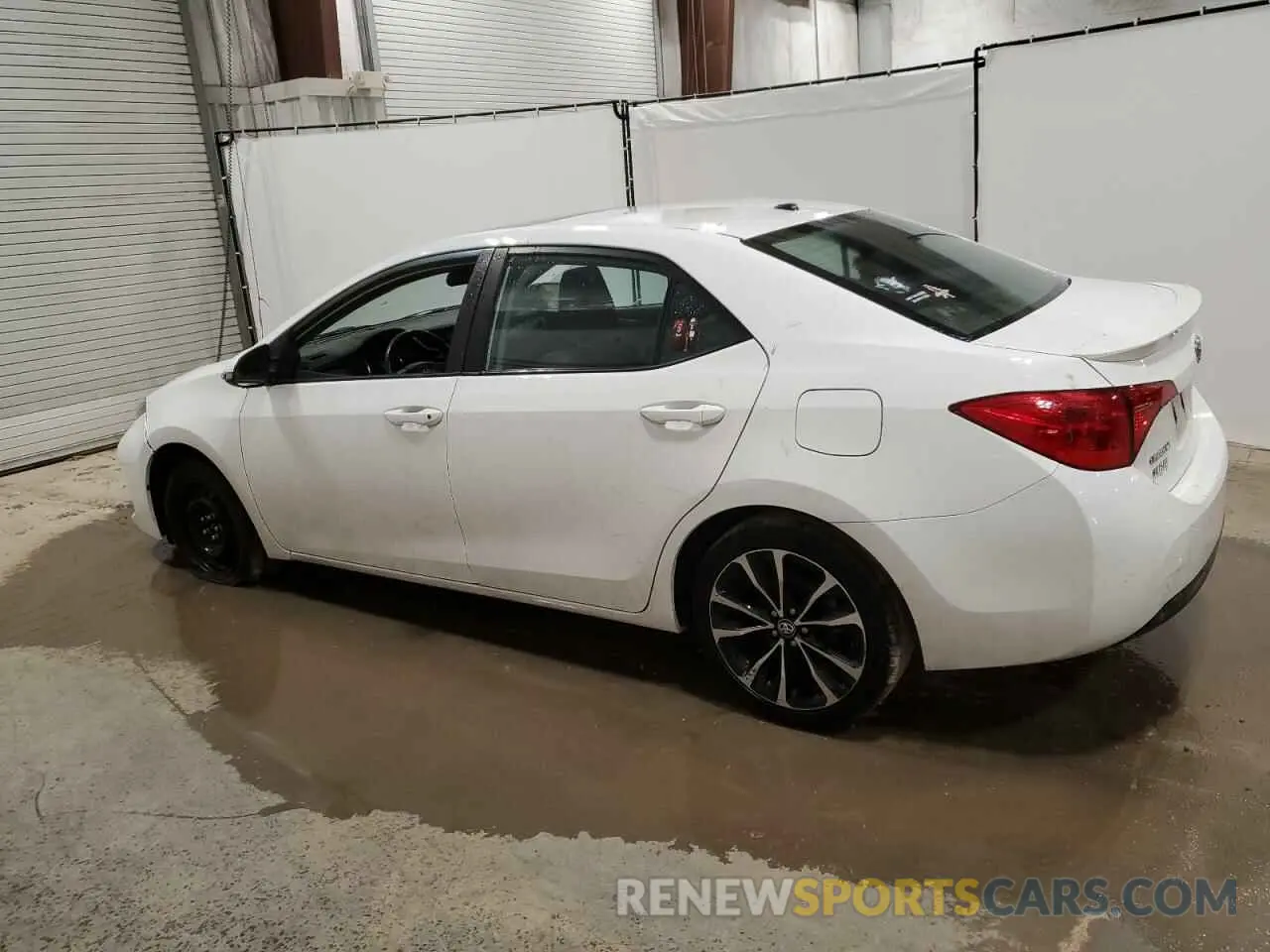 2 Photograph of a damaged car 2T1BURHE2KC201523 TOYOTA COROLLA 2019