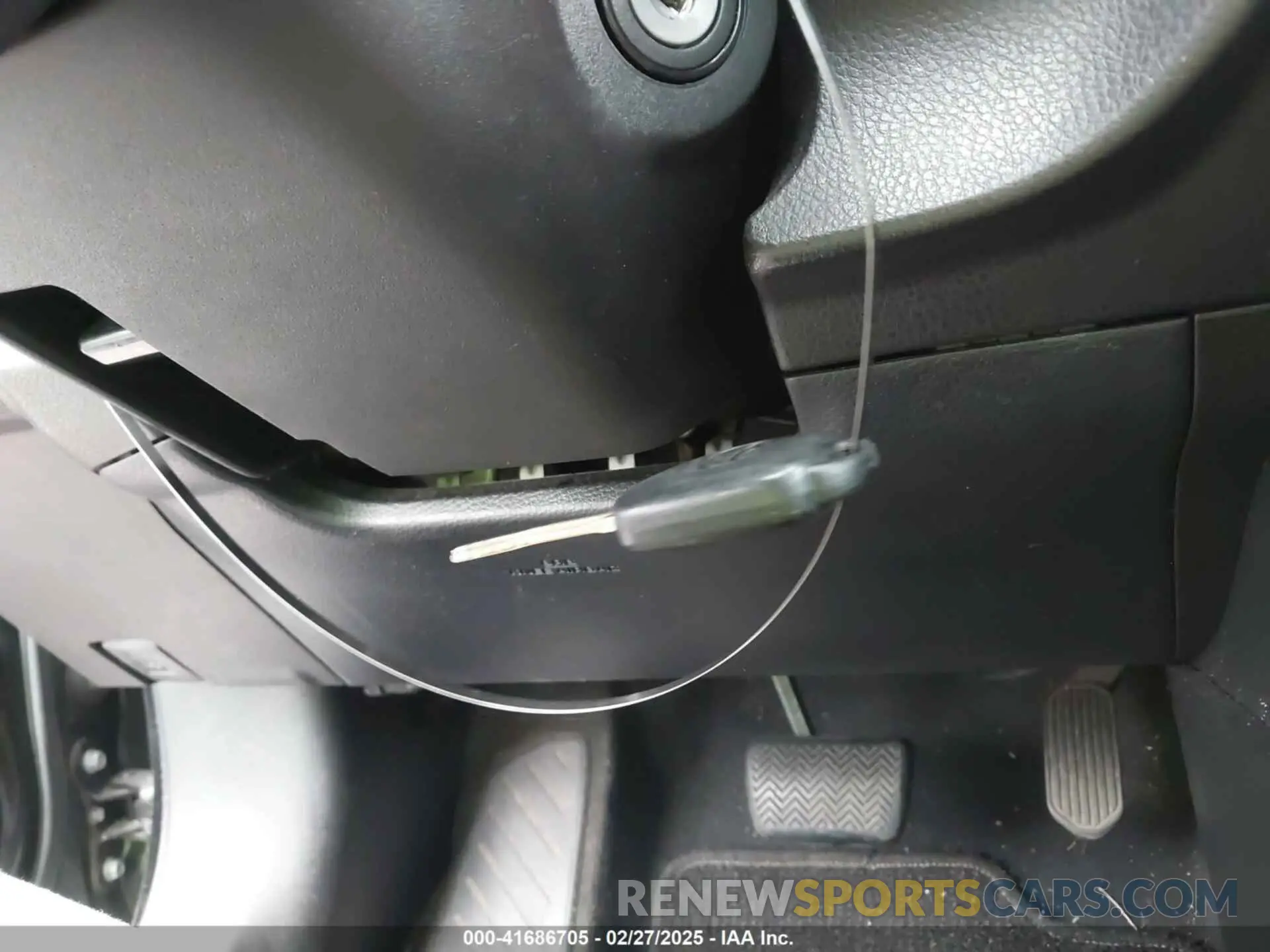 11 Photograph of a damaged car 2T1BURHE2KC202655 TOYOTA COROLLA 2019