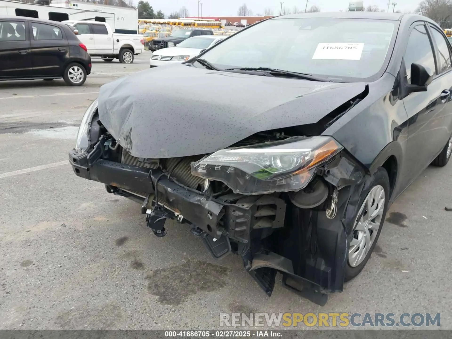6 Photograph of a damaged car 2T1BURHE2KC202655 TOYOTA COROLLA 2019