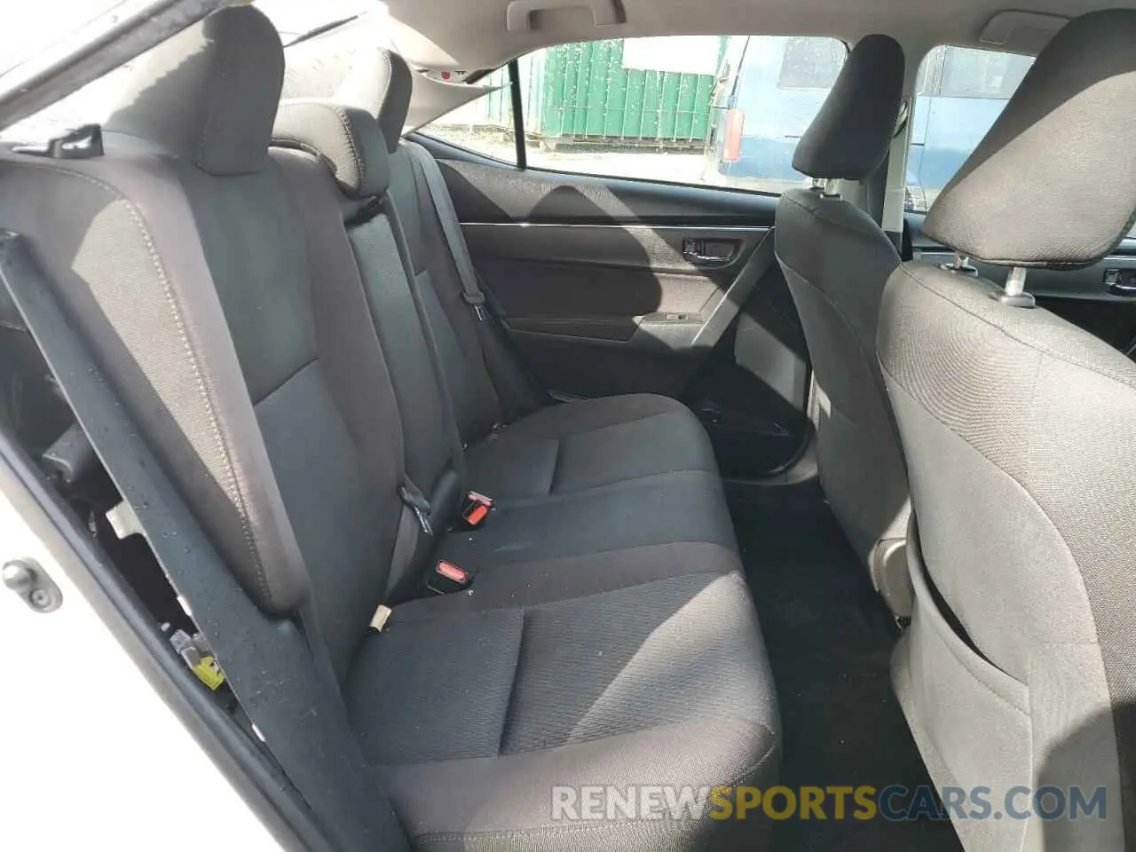 10 Photograph of a damaged car 2T1BURHE2KC203496 TOYOTA COROLLA 2019