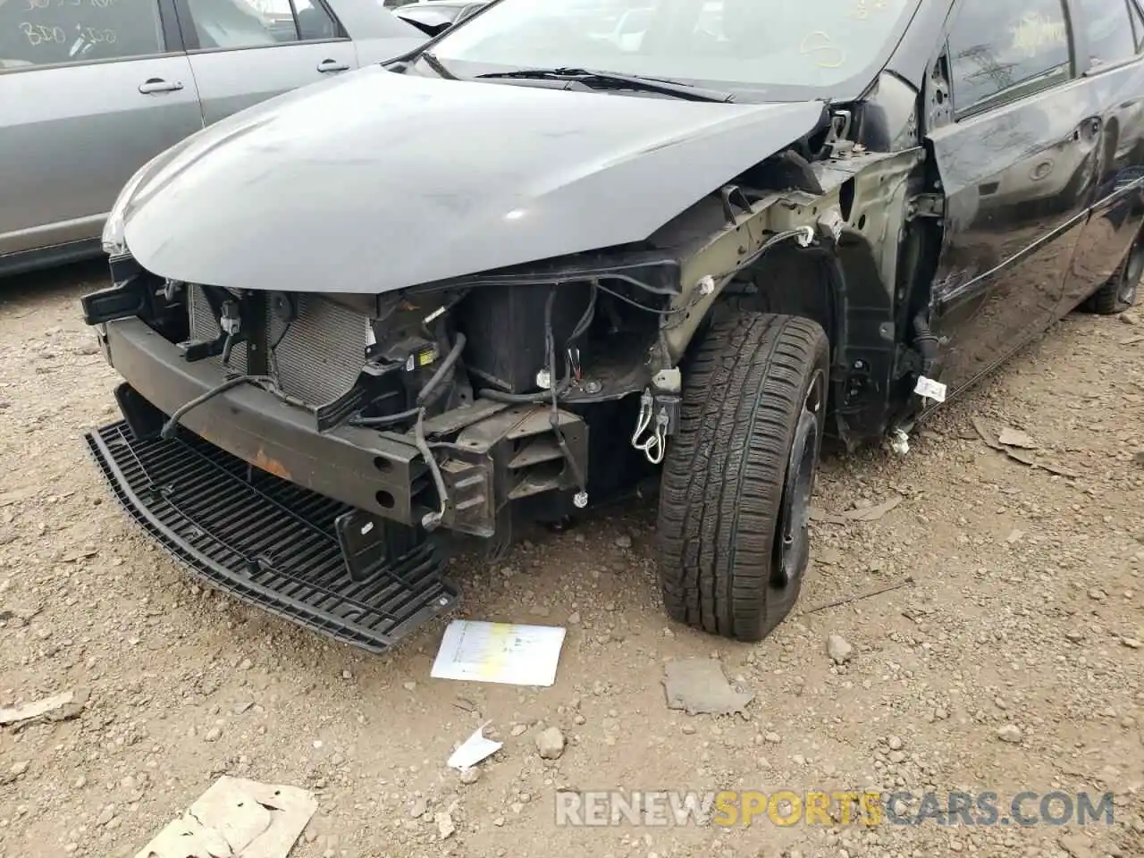 9 Photograph of a damaged car 2T1BURHE2KC204471 TOYOTA COROLLA 2019