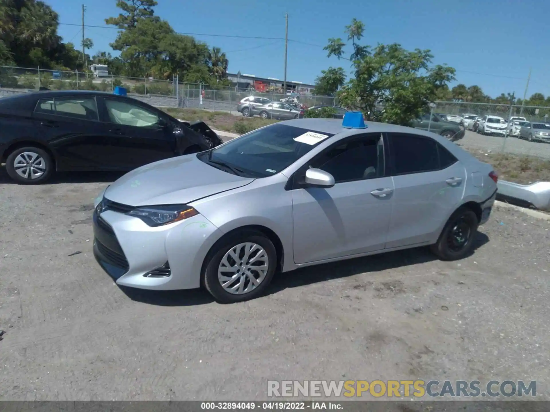 2 Photograph of a damaged car 2T1BURHE2KC205555 TOYOTA COROLLA 2019