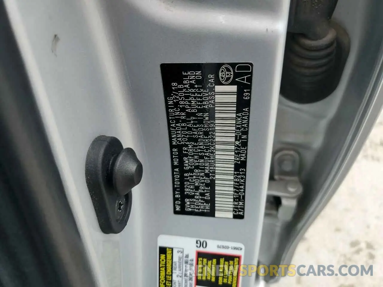 13 Photograph of a damaged car 2T1BURHE2KC222193 TOYOTA COROLLA 2019