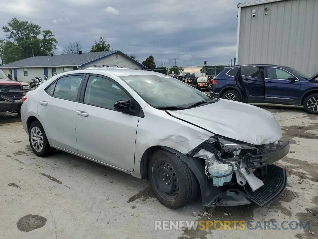 4 Photograph of a damaged car 2T1BURHE2KC222193 TOYOTA COROLLA 2019