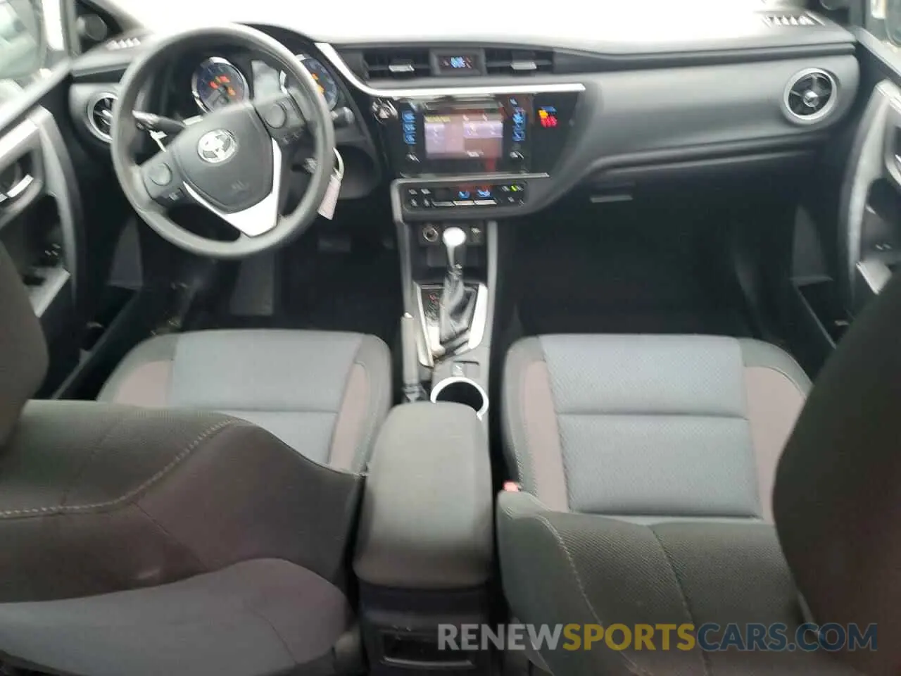 8 Photograph of a damaged car 2T1BURHE2KC222193 TOYOTA COROLLA 2019