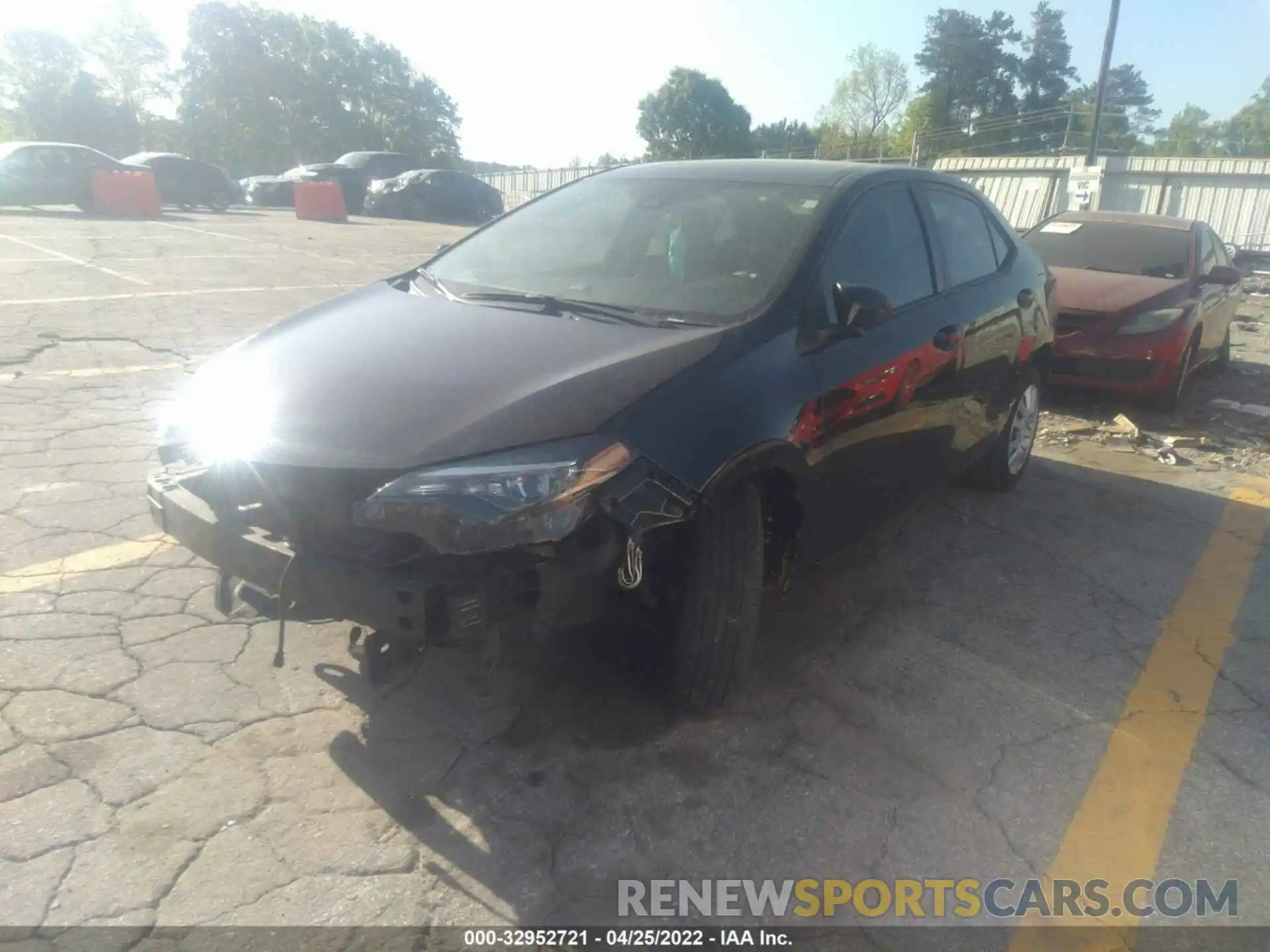 2 Photograph of a damaged car 2T1BURHE2KC224218 TOYOTA COROLLA 2019