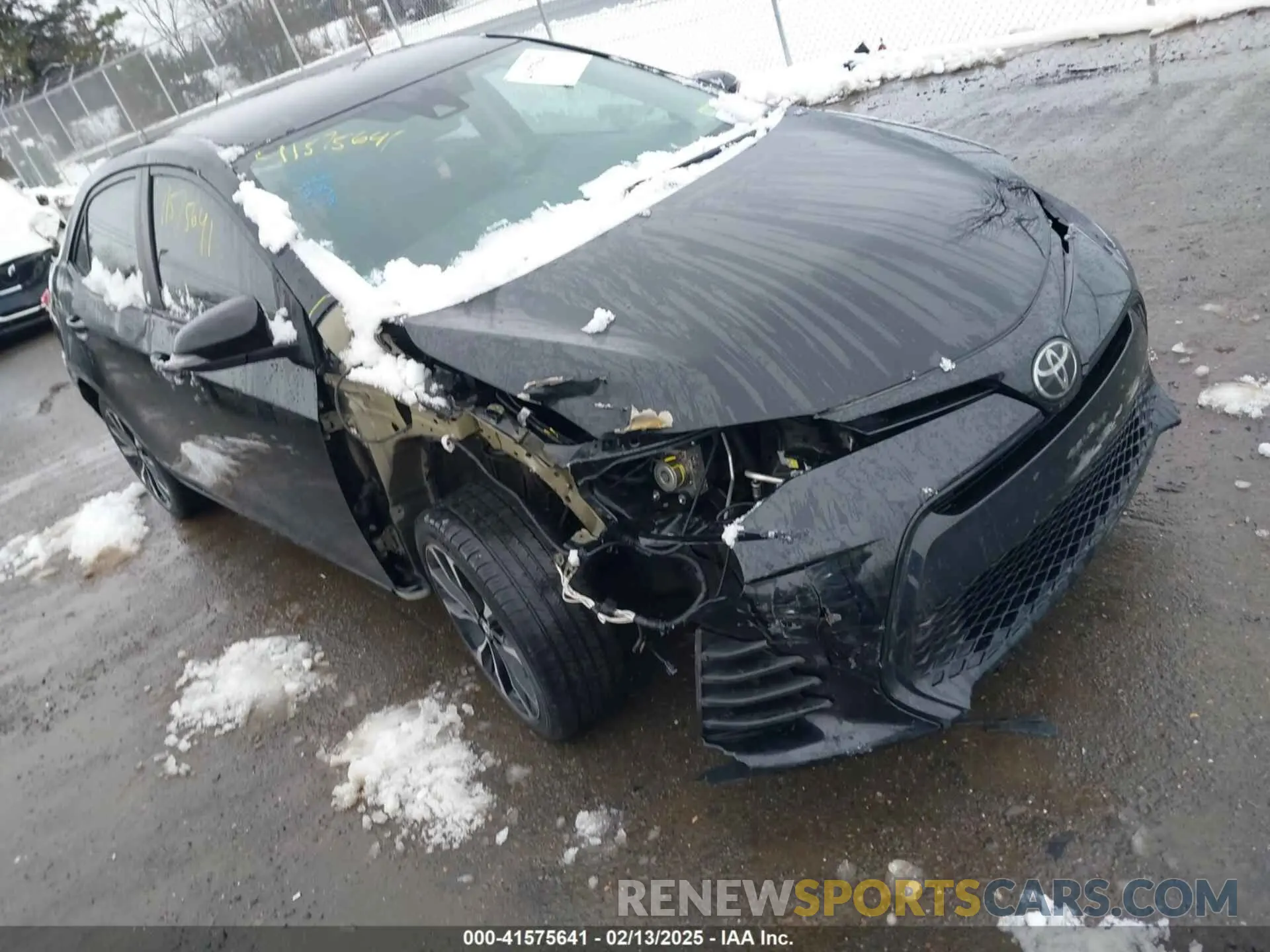 1 Photograph of a damaged car 2T1BURHE2KC225059 TOYOTA COROLLA 2019