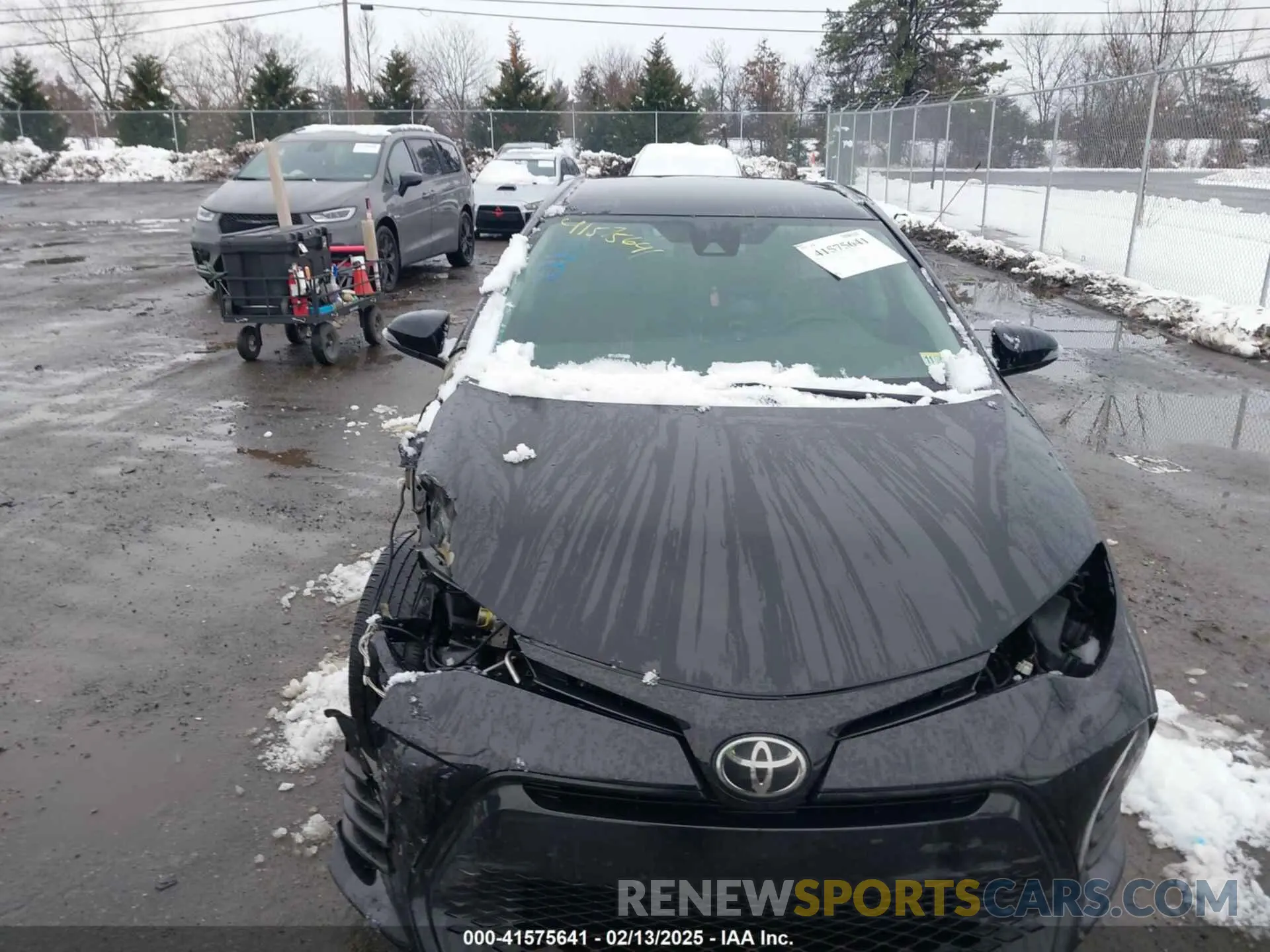12 Photograph of a damaged car 2T1BURHE2KC225059 TOYOTA COROLLA 2019