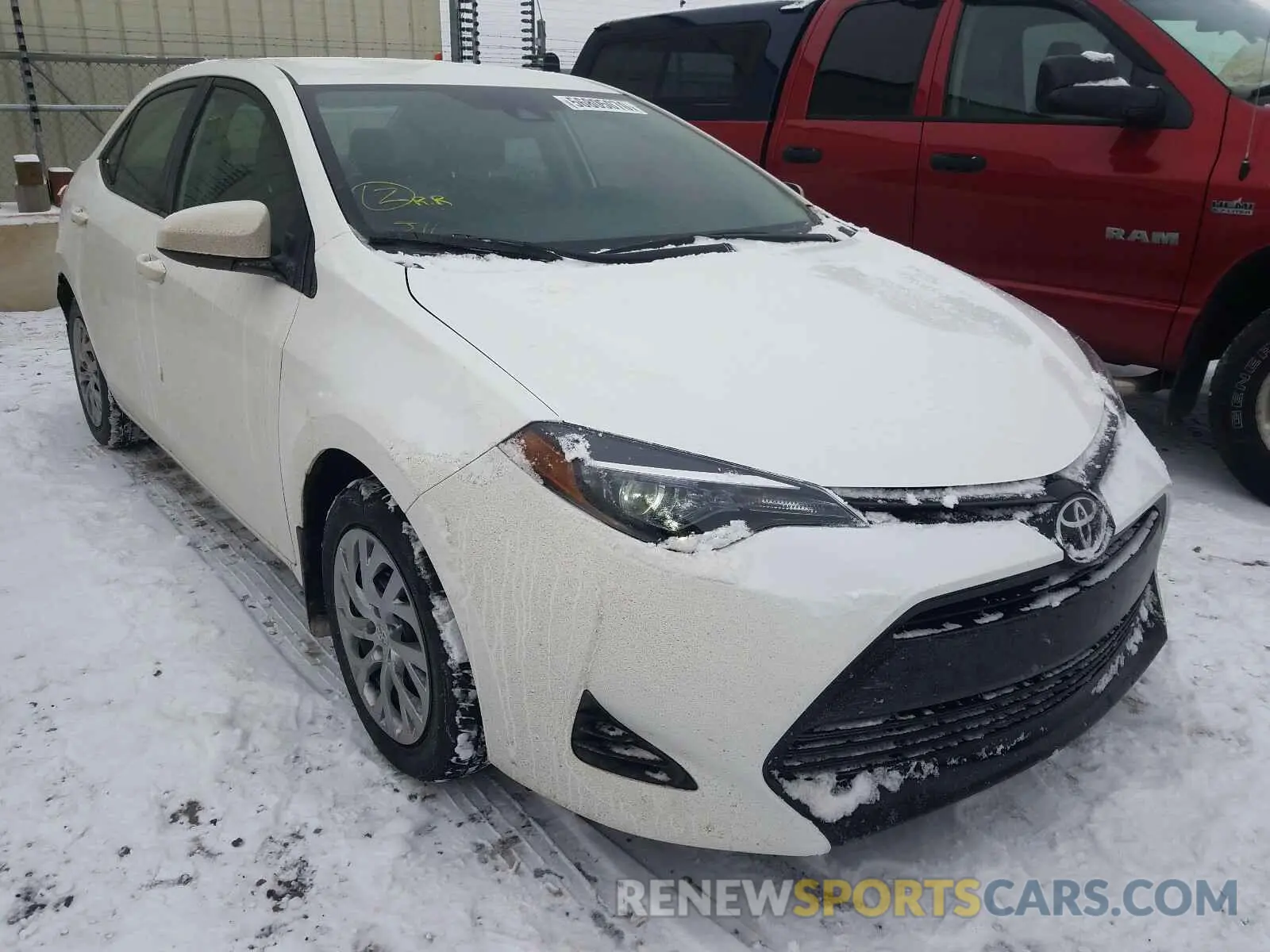 1 Photograph of a damaged car 2T1BURHE2KC227197 TOYOTA COROLLA 2019