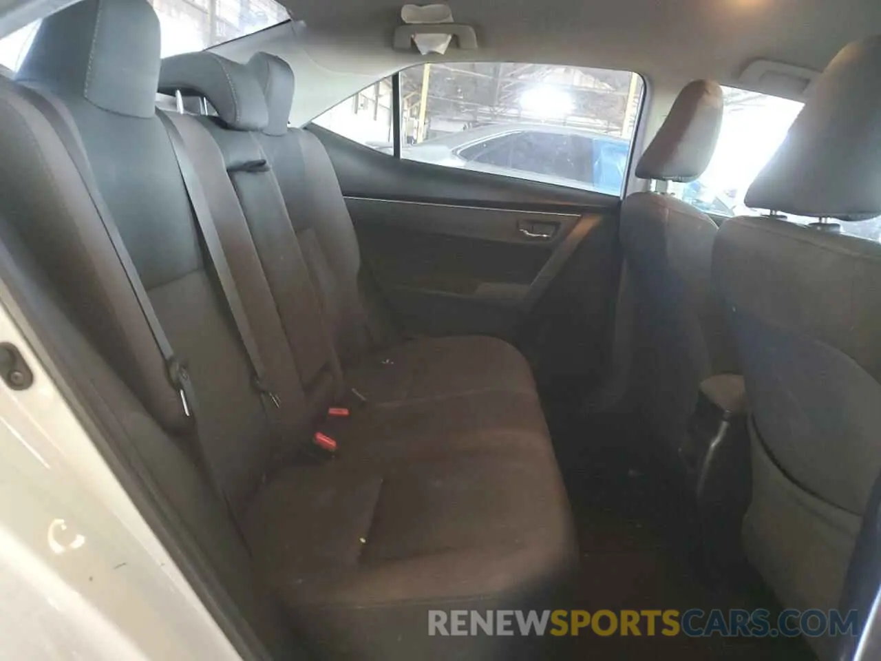 10 Photograph of a damaged car 2T1BURHE2KC235235 TOYOTA COROLLA 2019