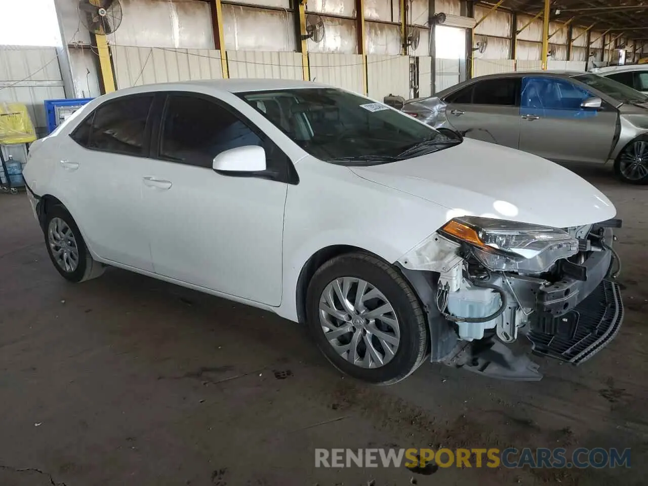 4 Photograph of a damaged car 2T1BURHE2KC235235 TOYOTA COROLLA 2019