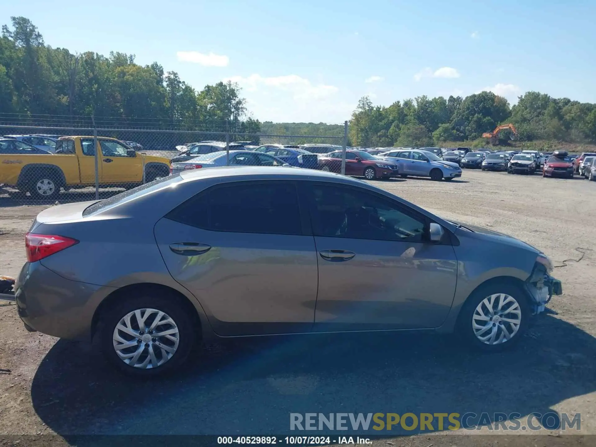 14 Photograph of a damaged car 2T1BURHE2KC241858 TOYOTA COROLLA 2019