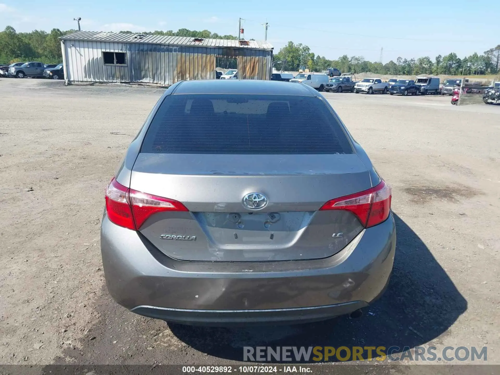 17 Photograph of a damaged car 2T1BURHE2KC241858 TOYOTA COROLLA 2019