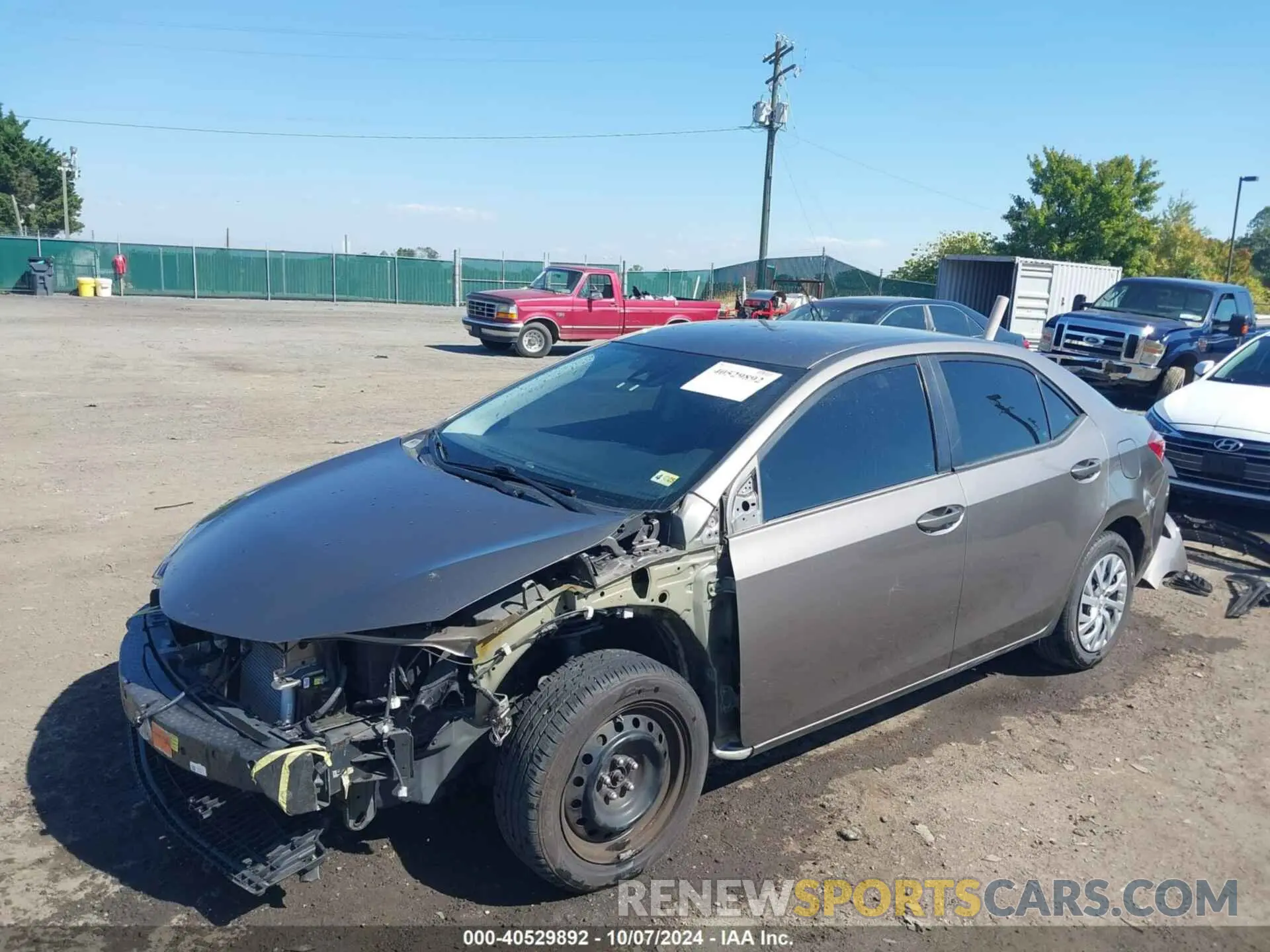 2 Photograph of a damaged car 2T1BURHE2KC241858 TOYOTA COROLLA 2019