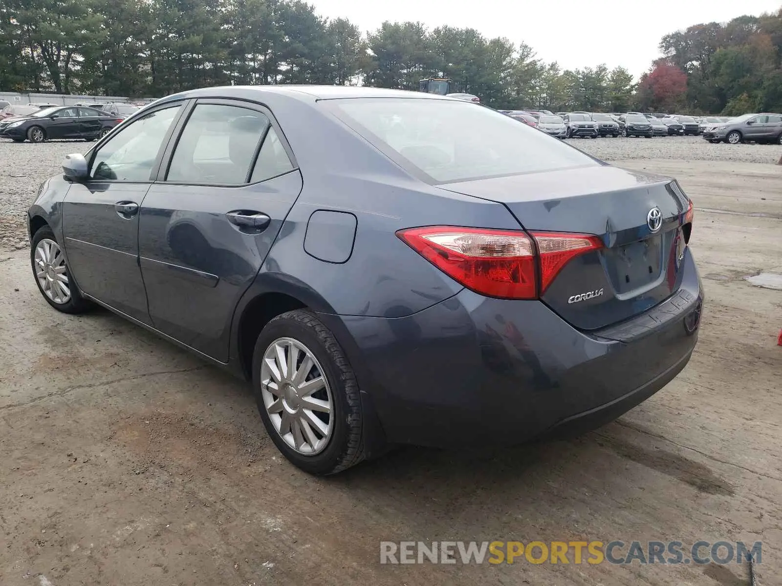 3 Photograph of a damaged car 2T1BURHE3KC127884 TOYOTA COROLLA 2019
